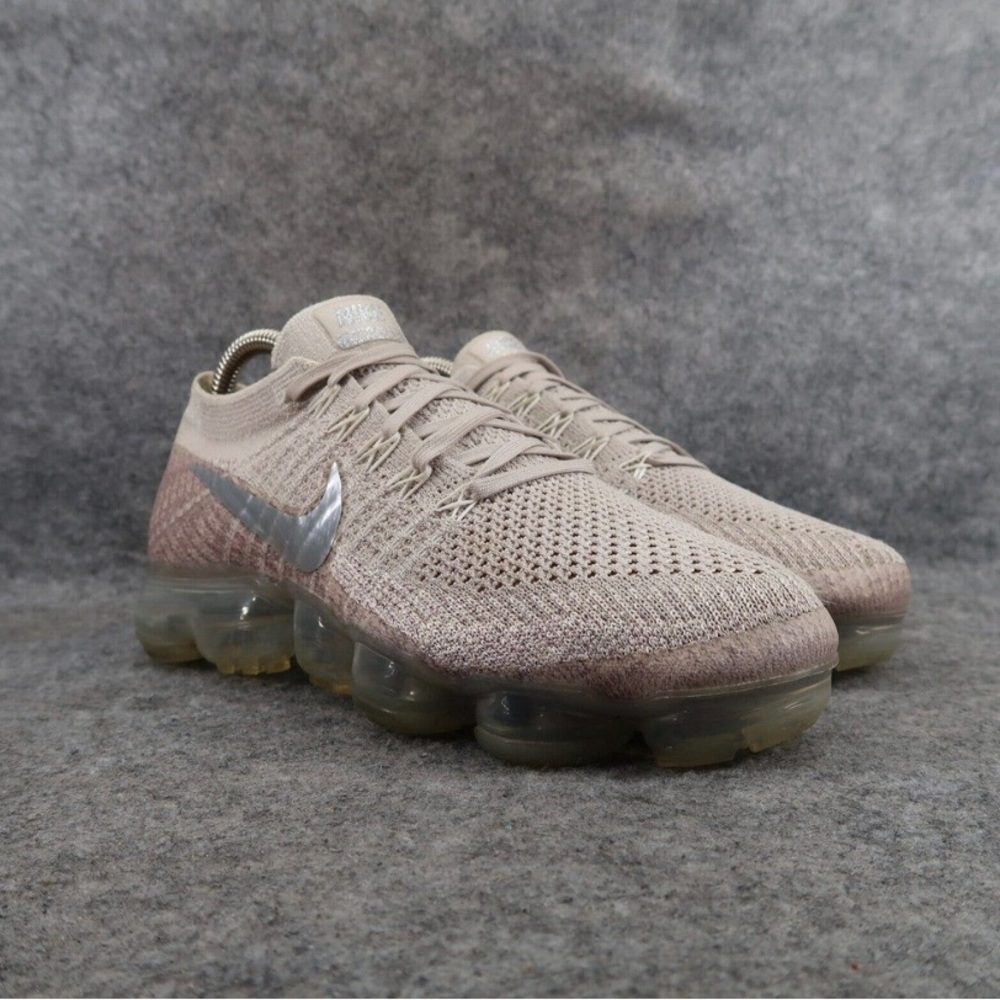 Nike Shoes Womens 7.5 VaporMax Sneaker Flyknit String Running Athletic Lifestyle